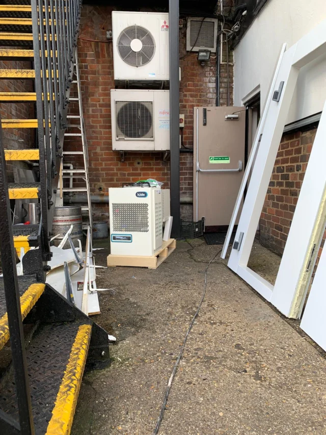 cold-room-installation-london-reliable-commercial-cold-rooms-by-xpress-refrigeration