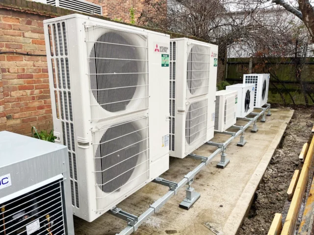 cold-room-installation-london-reliable-commercial-cold-rooms-by-xpress-refrigeration