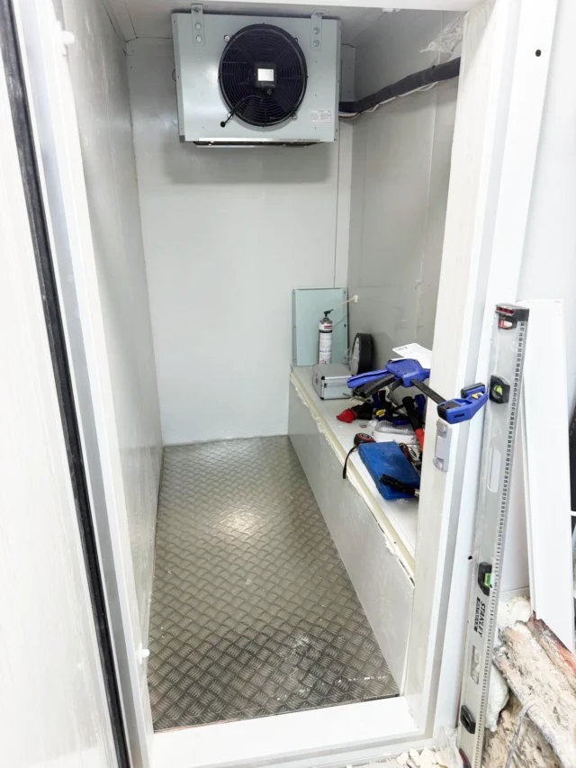 cold-room-installation-london-reliable-commercial-cold-rooms-by-xpress-refrigeration